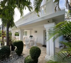 Haus mit Garten und Strandzugang (Elaine)